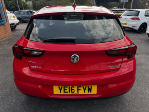 2016 Vauxhall Astra 1.4 I Turbo Sri Nav in Red — image 5
