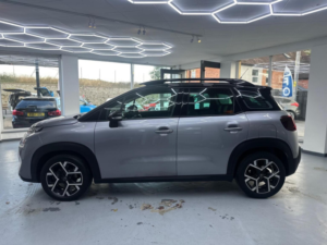 2022 Citroen C3 Aircross 1.5 Bluehdi Shine Plus Euro 6 (s/s) 5dr in Grey — image 3