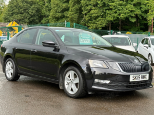 2019 Skoda Octavia 1.0 Tsi Gpf Se Hatchback 5dr Petrol Manual Euro 6 (s/s) (115 Ps) in Black — image 3