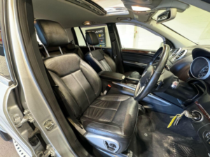 2011 Mercedes-Benz Gl Class 3.0 Gl350 Cdi V6 Blueefficiency G-Tronic 4WD Euro 5 5dr in Silver — image 4