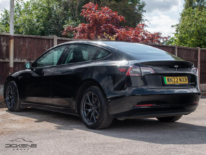 2022 Tesla Model 3 (dual Motor) Long Range Auto 4wde 4dr in Black — image 5