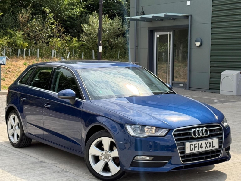 2014 Audi A3 1.4 Tfsi Cod Sport Sportback Euro 6 (s/s) 5dr in Blue — image 1