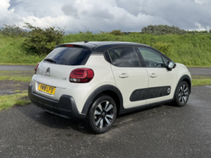 2018 Citroen C3 1.2 Puretech Flair Hatchback 5dr Petrol Manual Euro 6 (s/s) (110 Ps) in Multicolour — image 5