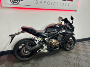 2022 Honda Cbr650r 650 Euro 5 in Black — image 3