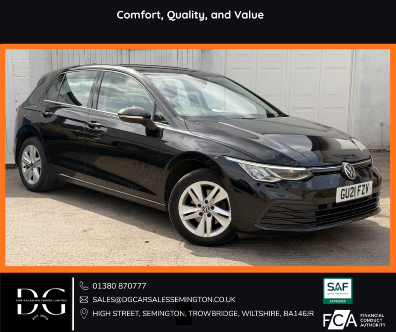 2021 Volkswagen Golf 1.5 Tsi Life in Black — image 1