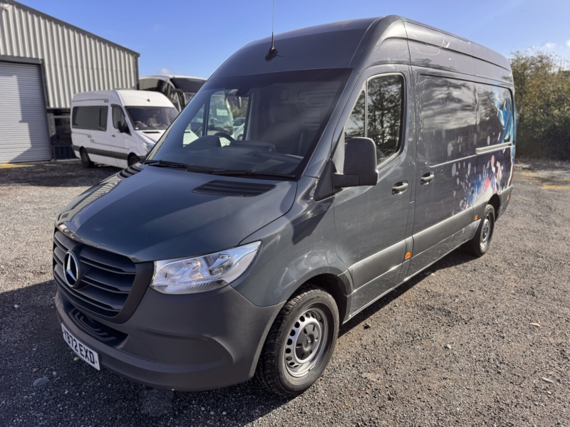 2022 Mercedes-Benz Sprinter 315 Mwb Rwd Panel Van. 1 Owner. Nav. Carplay. 1 Owner in White — image 1