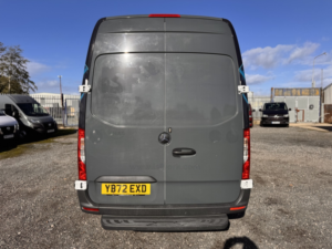 2022 Mercedes-Benz Sprinter 315 Mwb Rwd Panel Van. 1 Owner. Nav. Carplay. 1 Owner in White — image 4
