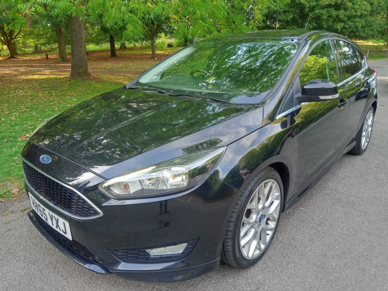 2015 Ford Focus 1.0 T Ecoboost Zetec S in Black — image 1