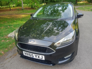 2015 Ford Focus 1.0 T Ecoboost Zetec S in Black — image 2