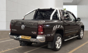2017 Volkswagen Amarok 3.0 Tdi V6 Bluemotion Tech Highline in Brown — image 4