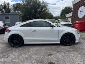 2013 Audi Tt 2.0 Tfsi Black Edition in White — image 2