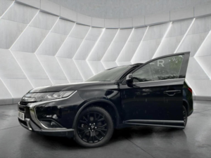 2019 Mitsubishi Outlander 2.0 Mivec Black CVT 4WD Euro 6 (s/s) 5dr in Black — image 2
