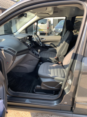 2019 Ford Grand Tourneo Connect 1.5 Ecoblue Titanium in Grey — image 6