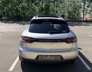 2019 Porsche Macan 3.0 T V6 S in Silver — image 3
