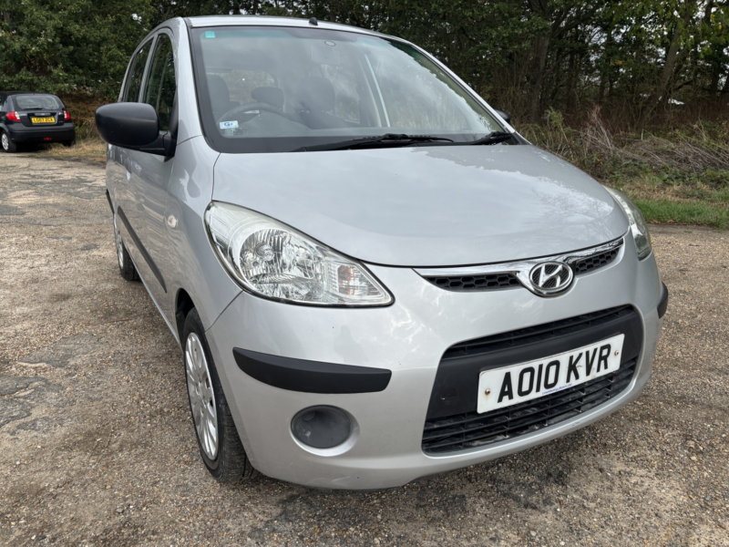 2010 Hyundai I10 1.2 Classic in Silver — image 1