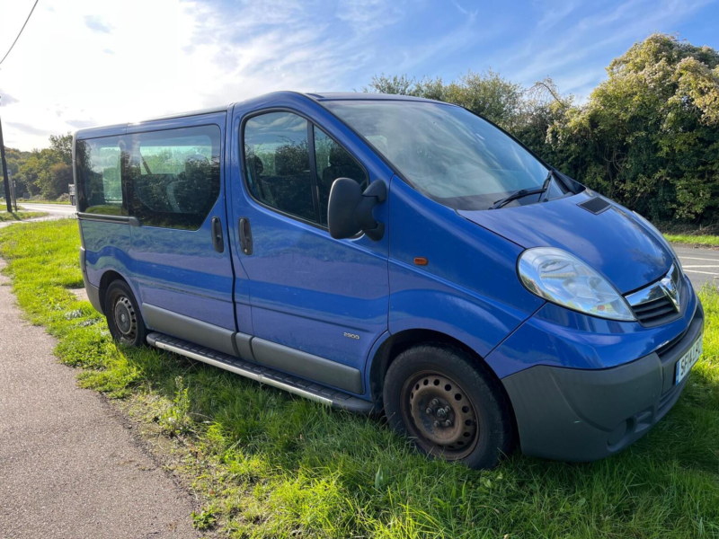 2014 Vauxhall Vivaro 2.0 2900 Cdti Ecoflex 16v Combi Fwd L1 H1 5dr in Blue — image 1