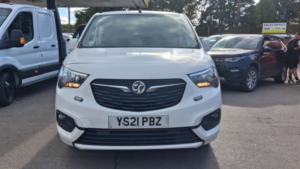 2021 Vauxhall Combo 1.5 Turbo D 2300 Sportive Panel Van 4dr Diesel Manual L1 H1 Euro 6 (100 Ps) in White — image 2