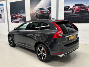 2017 Volvo Xc60 2.4 D4 R-Design Nav Auto AWD Euro 6 (s/s) 5dr in Grey — image 4