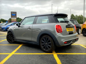 2018 MINI Hatch 2.0 Cooper S 3-Door - 54,200 Miles - Fsh - Chili Pack, Sat Nav, Apple Carplay, 17inch Alloys - Grey in Grey — image 2