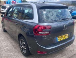 2016 Citroen Grand C4 Picasso 1.6 Bluehdi Touch Edition Eat6 Euro 6 (s/s) 5dr in Grey — image 3
