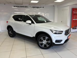 2020 Volvo Xc40 2.0 D3 Inscription Auto AWD Euro 6 (s/s) 5dr in White — image 4