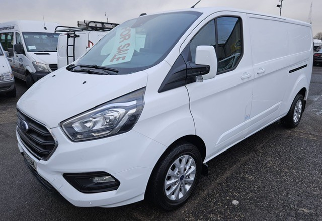 2021 Ford Transit Custom 2.0 Transit Custom Limited Van 300 L2 2.0l Ecoblue 130ps Fwd 6 Speed Manual in White — image 1