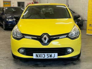 2013 Renault Clio 0.9 Tce Dynamique Medianav Hatchback 5dr Petrol Manual Euro 5 (s/s) (90 Ps) in Yellow — image 2
