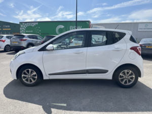 2015 Hyundai I10 1.2 Premium in White — image 5