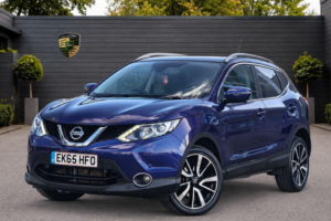 2015 Nissan Qashqai 1.2 Dig-T Tekna Xtron 2WD Euro 6 (s/s) 5dr in Blue — image 5