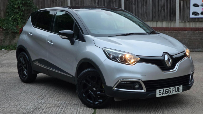 2016 Renault Captur 1.2 Tce Energy Dynamique S Nav Auto Euro 6 (s/s) 5dr in Silver — image 1