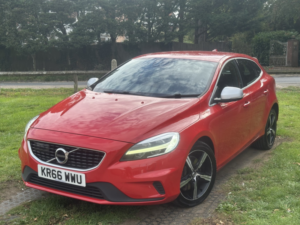 2016 Volvo V40 2.0 R-Design D4 in Red — image 2