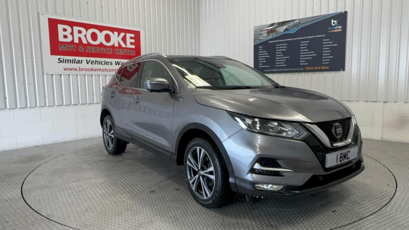 2018 Nissan Qashqai 1.2 Dig-T N-Connecta Euro 6 (s/s) 5dr in Grey — image 1