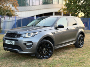 2018 Land Rover Discovery Sport 2.0 Td4 Hse Dynamic Lux Auto 4WD Euro 6 (s/s) 5dr in Grey — image 4
