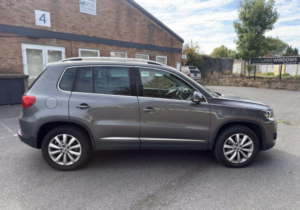 2014 Volkswagen Tiguan 2.0 Tdi Bluemotion Tech Match in Grey — image 2