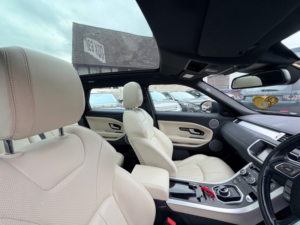 2017 Land Rover Range Rover Evoque Td4 Hse Dynamic Lux in Red — image 5