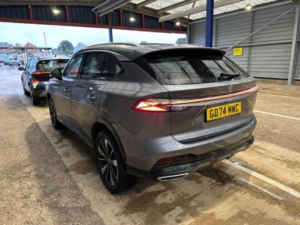 2025 MG MG Hs 1.5 T-Gdi Se Dct Euro 6 (s/s) 5dr in Grey — image 5