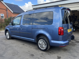 2018 Volkswagen Caddy Maxi Life 1.4 Tsi Bluemotion Tech in Blue — image 6