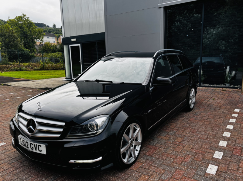 2012 Mercedes-Benz C Class 2.1 C220 Cdi Blueefficiency Sport in Black — image 1