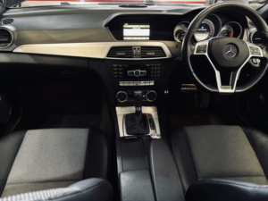 2012 Mercedes-Benz C Class 2.1 C220 Cdi Blueefficiency Sport in Black — image 2