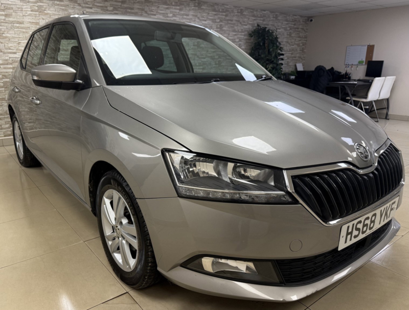 2019 Skoda Fabia 1.0 Tsi Se Hatchback 5dr Petrol Manual Euro 6 (s/s) (95 Ps) in Multicolour — image 1