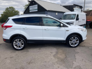 2015 Ford Kuga 1.5t Ecoboost Titanium X SUV 5dr Petrol Manual 2WD Euro 6 (s/s) (150 Ps) in White — image 5