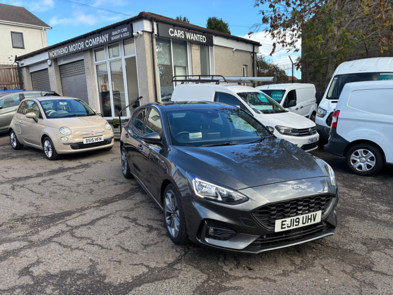 2019 Ford Focus 1.5t Ecoboost St-Line X Hatchback 5dr Petrol Auto Euro 6 (s/s) (182 Ps) in Grey — image 1