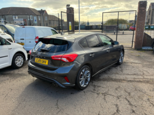 2019 Ford Focus 1.5t Ecoboost St-Line X Hatchback 5dr Petrol Auto Euro 6 (s/s) (182 Ps) in Grey — image 3