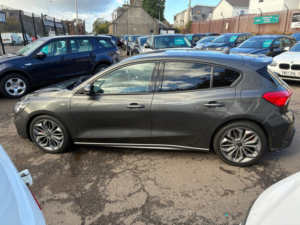 2019 Ford Focus 1.5t Ecoboost St-Line X Hatchback 5dr Petrol Auto Euro 6 (s/s) (182 Ps) in Grey — image 5