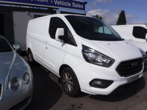 2023 Ford Transit Custom 2.0 Transit Custom Limited Van 300 L1 2.0l Ecoblue 130ps Fwd 6 Speed Manual in White — image 2