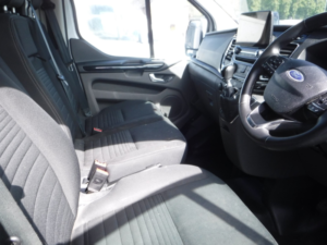 2023 Ford Transit Custom 2.0 Transit Custom Limited Van 300 L1 2.0l Ecoblue 130ps Fwd 6 Speed Manual in White — image 4