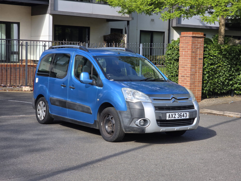 2010 Citroen Berlingo 1.6 Hdi Xtr Multispace MPV 5dr Diesel Manual Euro 4 (90 Ps) in Blue — image 1