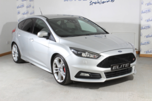 2016 Ford Focus 2.0t Ecoboost St-3 Hatchback 5dr Petrol Manual Euro 6 (s/s) (250 Ps) in Silver — image 5