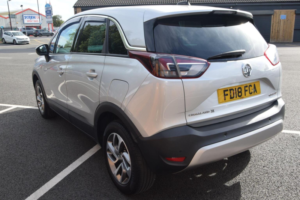 2018 Vauxhall Crossland X 1.6 Turbo D Tech Line Nav Euro 6 (s/s) 5dr in Silver — image 5