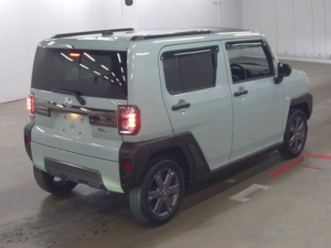 2023 Daihatsu Taft G Turbo Dark Chrome Venture 660 Kei Car in Green — image 4